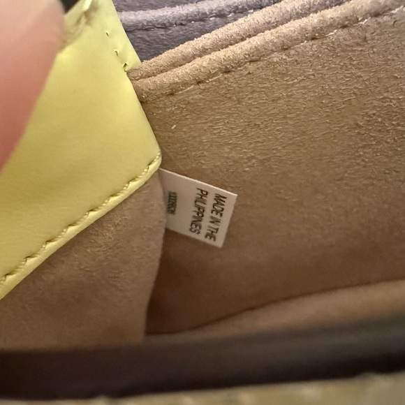 Rare Tory Burch Britten Embossed Mini Satchel Crossbody – Pastel Yellow Croc NWT - Picture 8 of 10